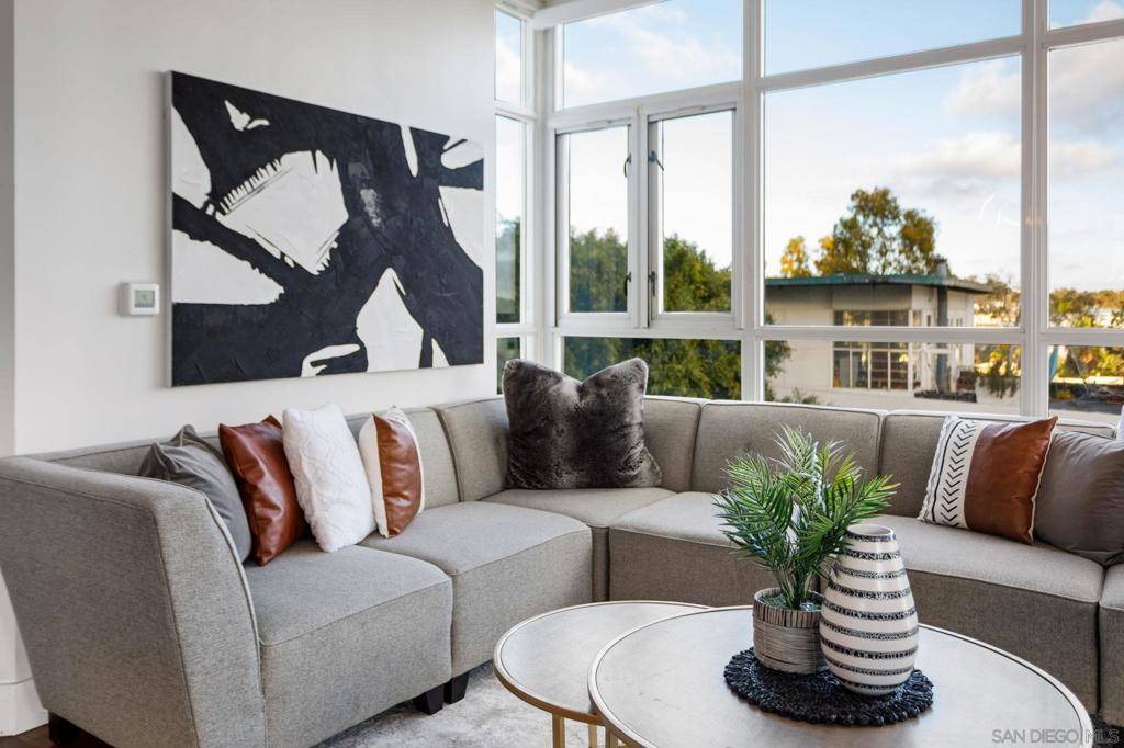 San Diego, CA 92101,850 Beech St #511