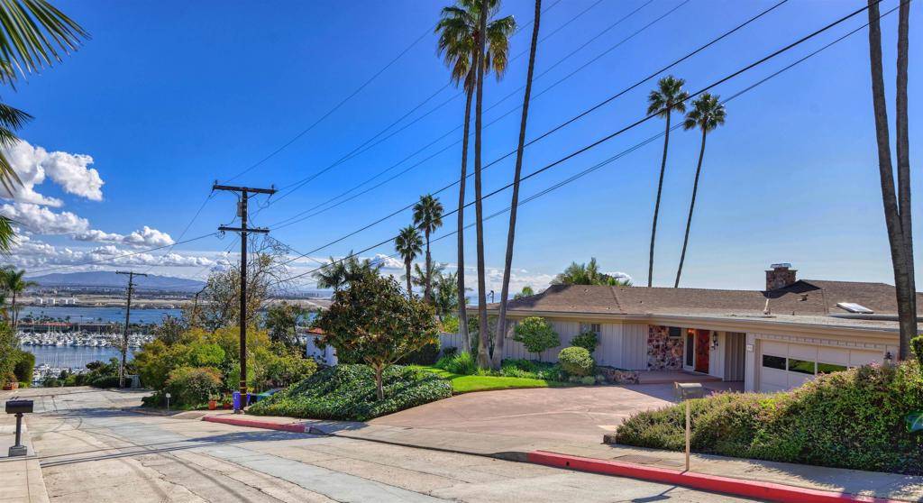 San Diego, CA 92106,3125 Qualtrough