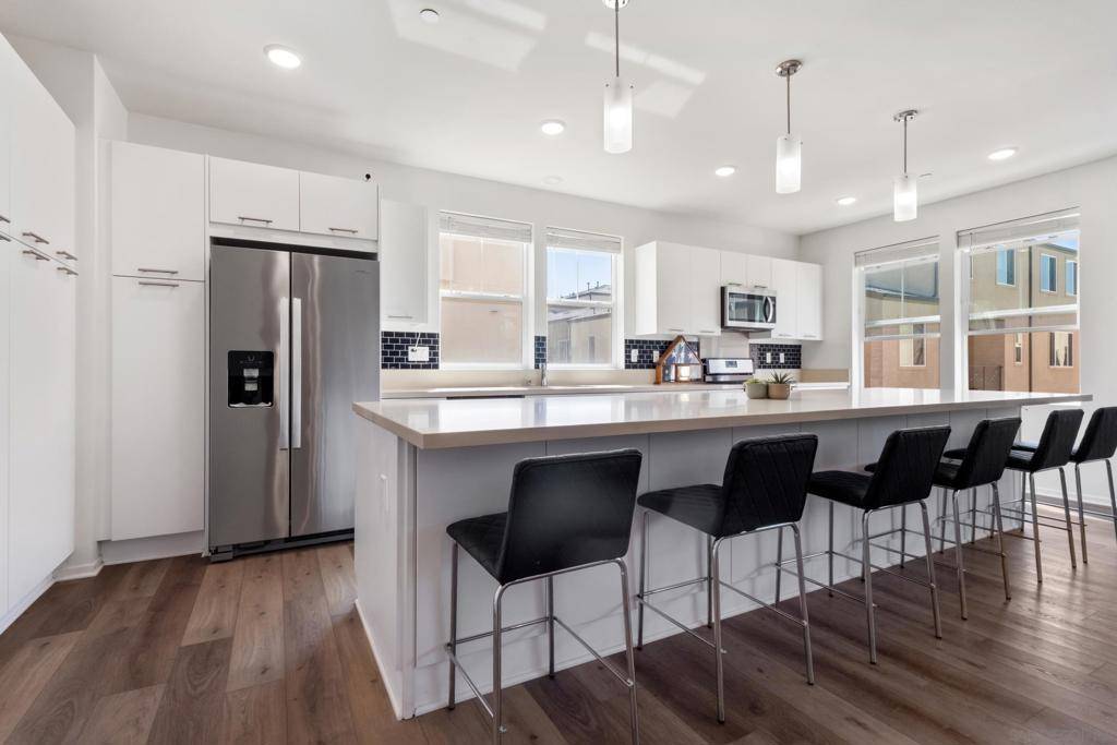 San Diego, CA 92154,5301 Calle Rockfish #98