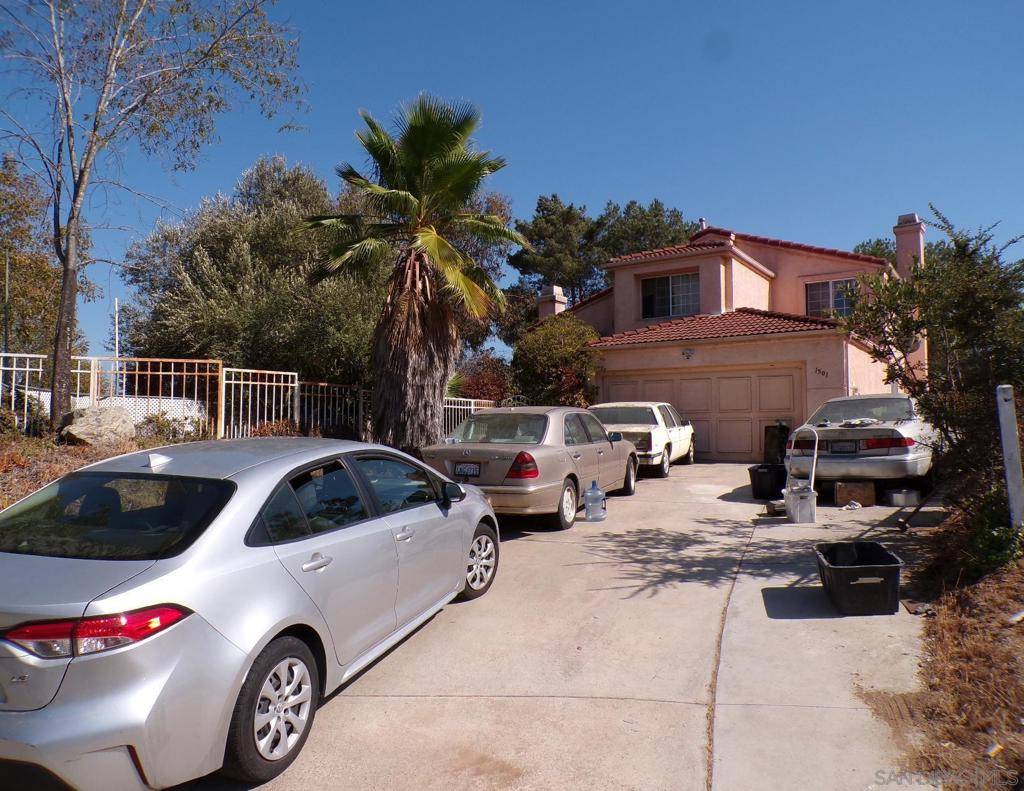 Escondido, CA 92026,1501 Corte Capriana