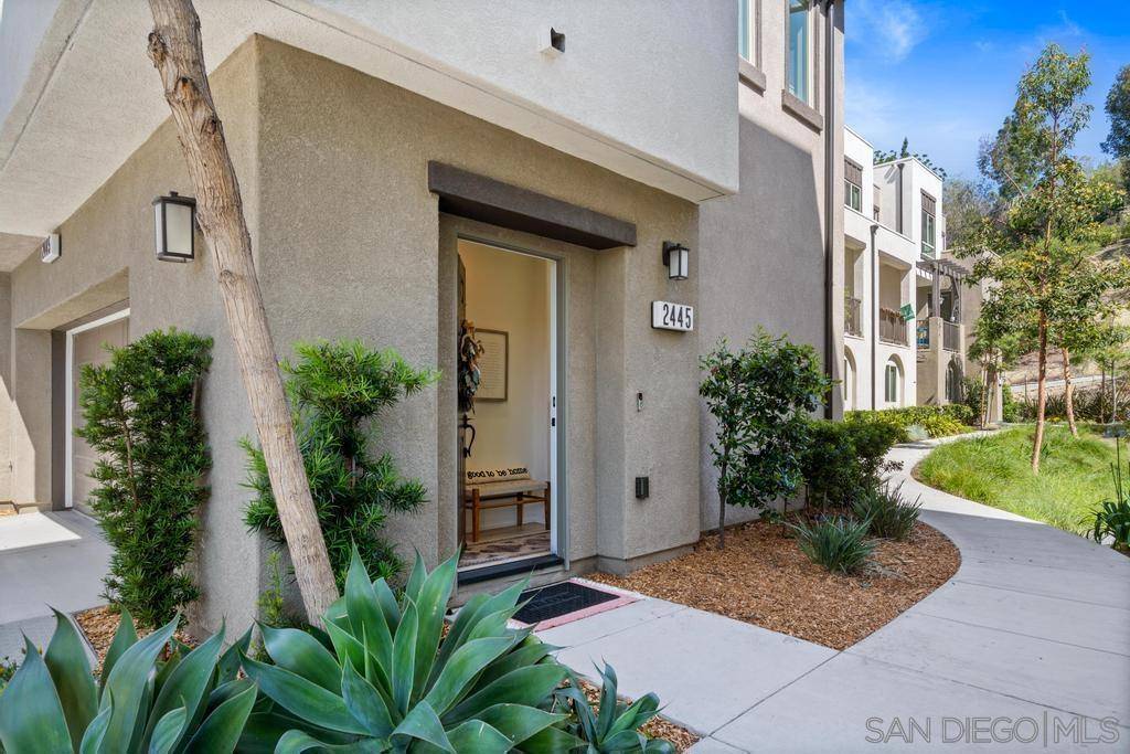 Vista, CA 92081,2445 Verano Way