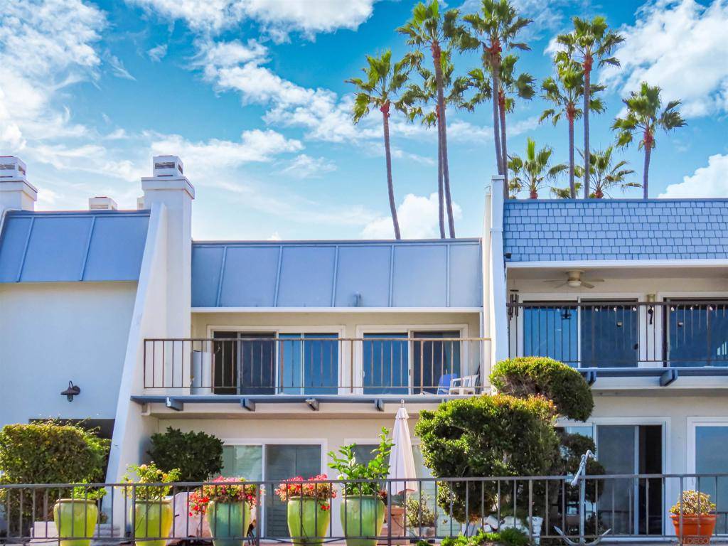 Coronado, CA 92118,Address not disclosed