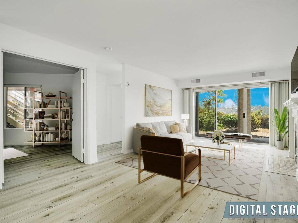 San Diego, CA 92111,7087 Camino Degrazia #141