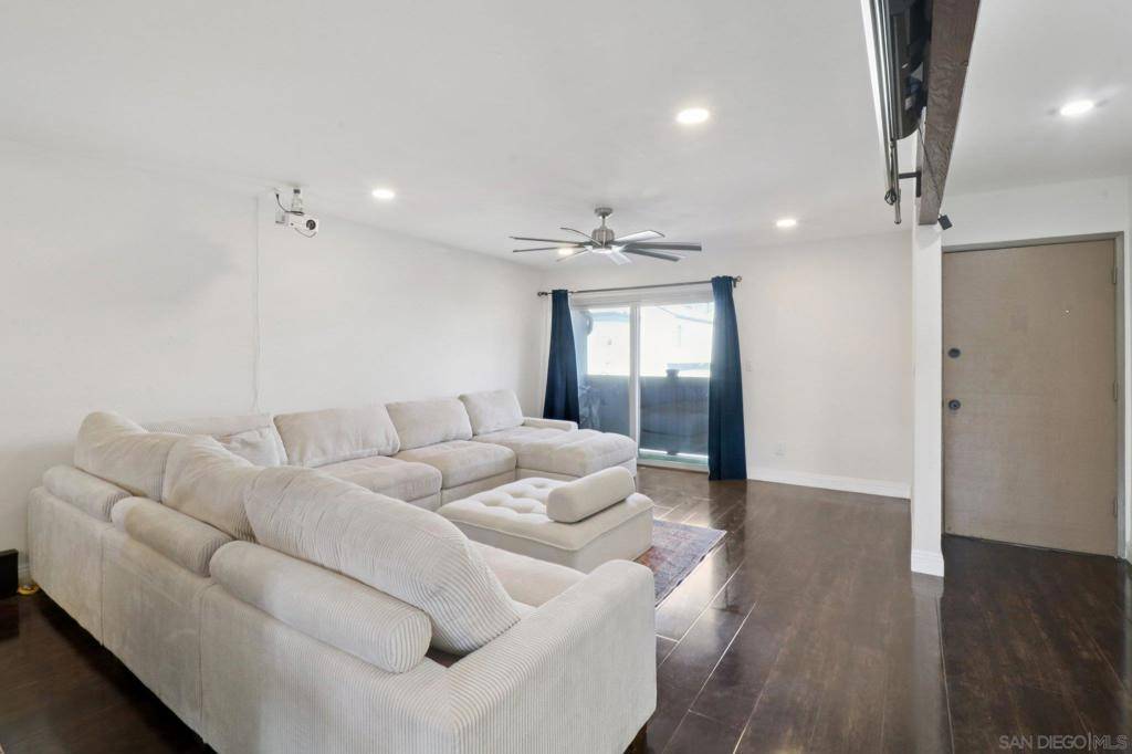 San Diego, CA 92111,4186 Mount Alifan #J