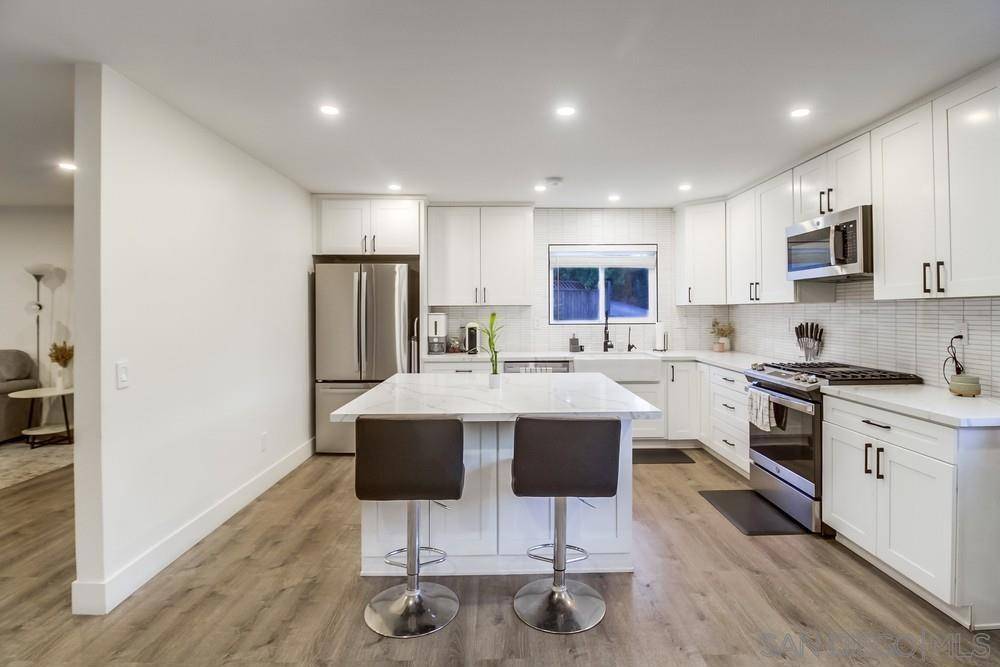 Lemon Grove, CA 91945,6964 Mount Vernon St