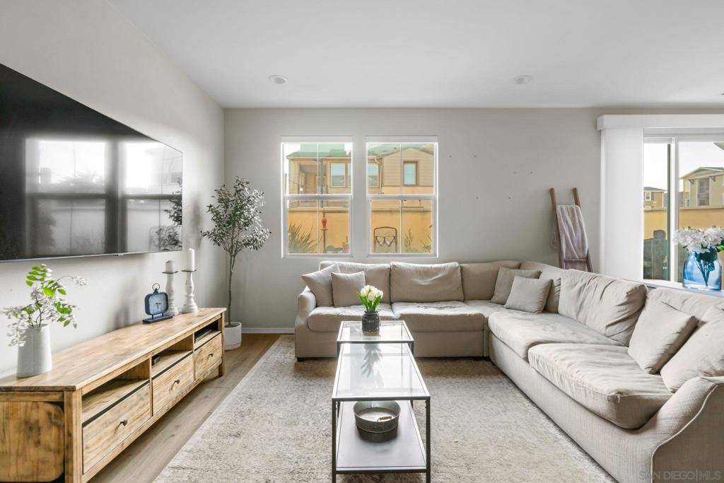 Chula Vista, CA 91913,1935 Avenida Citron #109