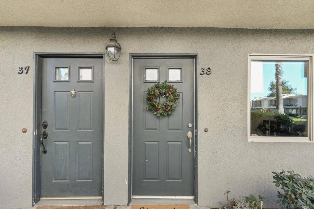 El Cajon, CA 92021,1045 Peach Avenue #38