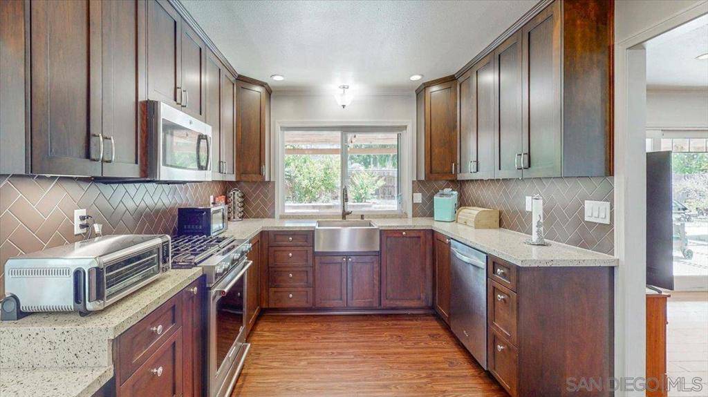 El Cajon, CA 92019,1525 Fair Glen Rd