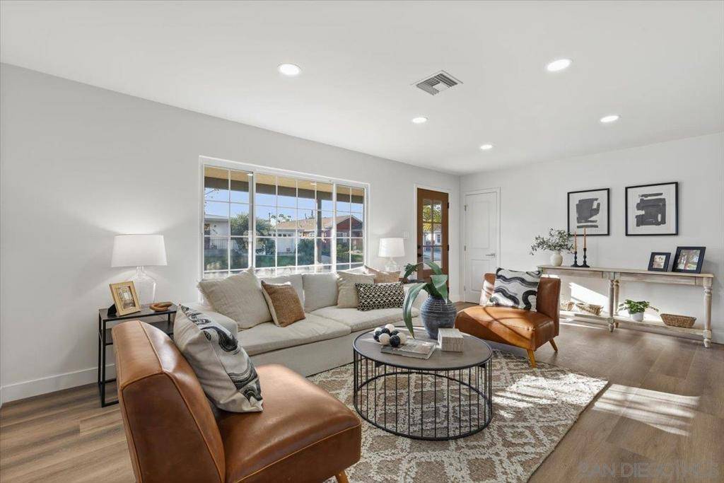 San Diego, CA 92115,4833 Atlanta Dr