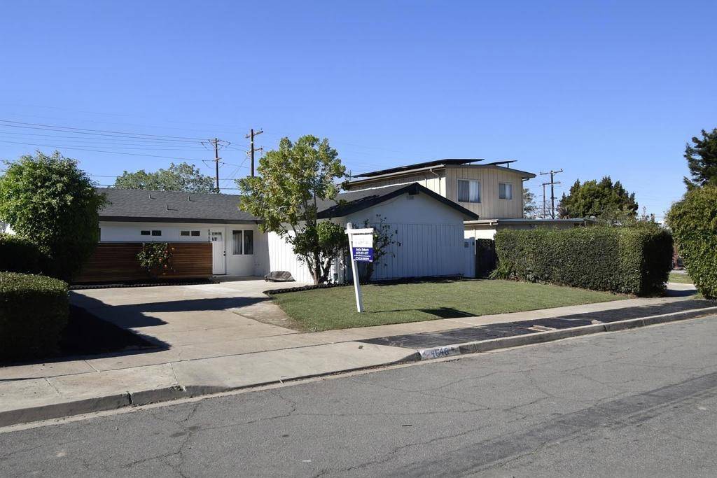 San Diego, CA 92117,4646 COCONINO WAY