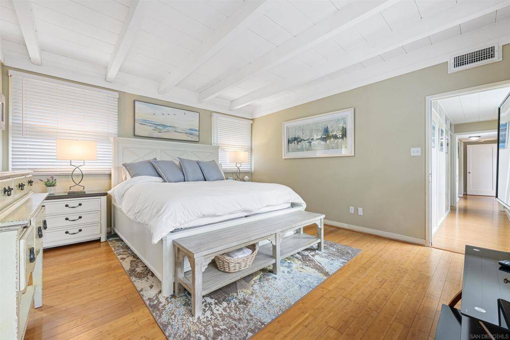 La Jolla, CA 92037,8260 Paseo Del Ocaso