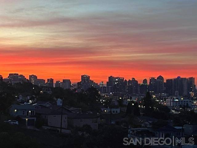 San Diego, CA 92110,1772 GUY ST