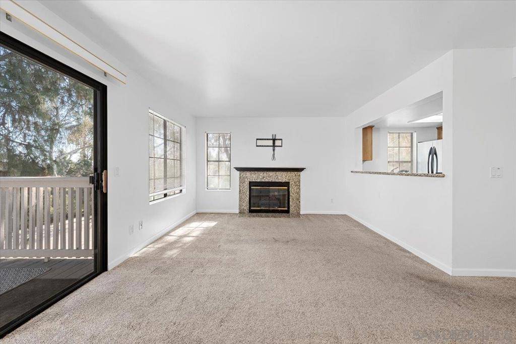 San Diego, CA 92128,15016 Avenida Venusto #168