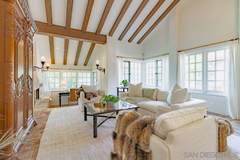 Rancho Santa Fe, CA 92067,17116 Paseo Hermosa