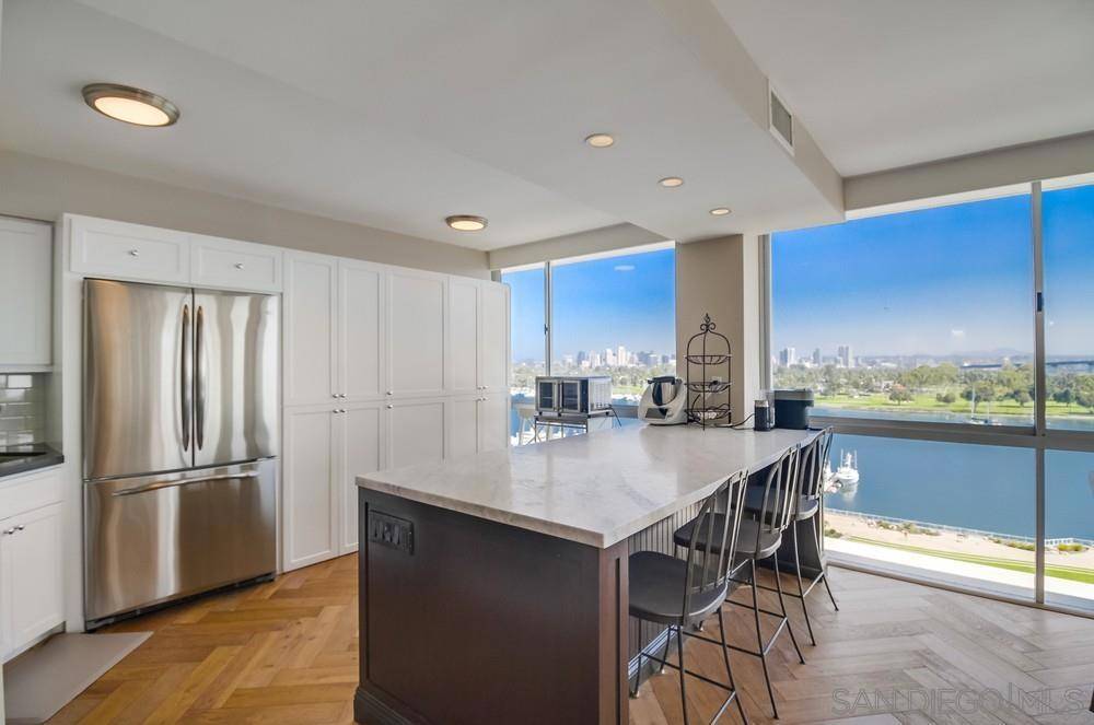 Coronado, CA 92118,1770 Avenida Del Mundo #1004