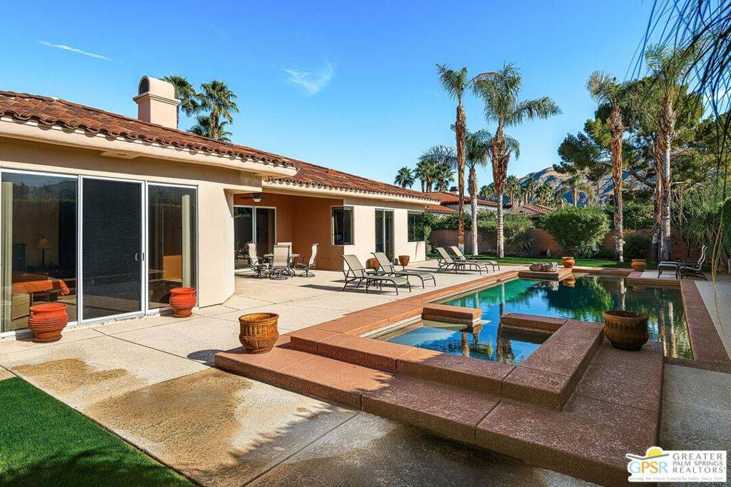 Palm Springs, CA 92264,575 E Bogert TRL