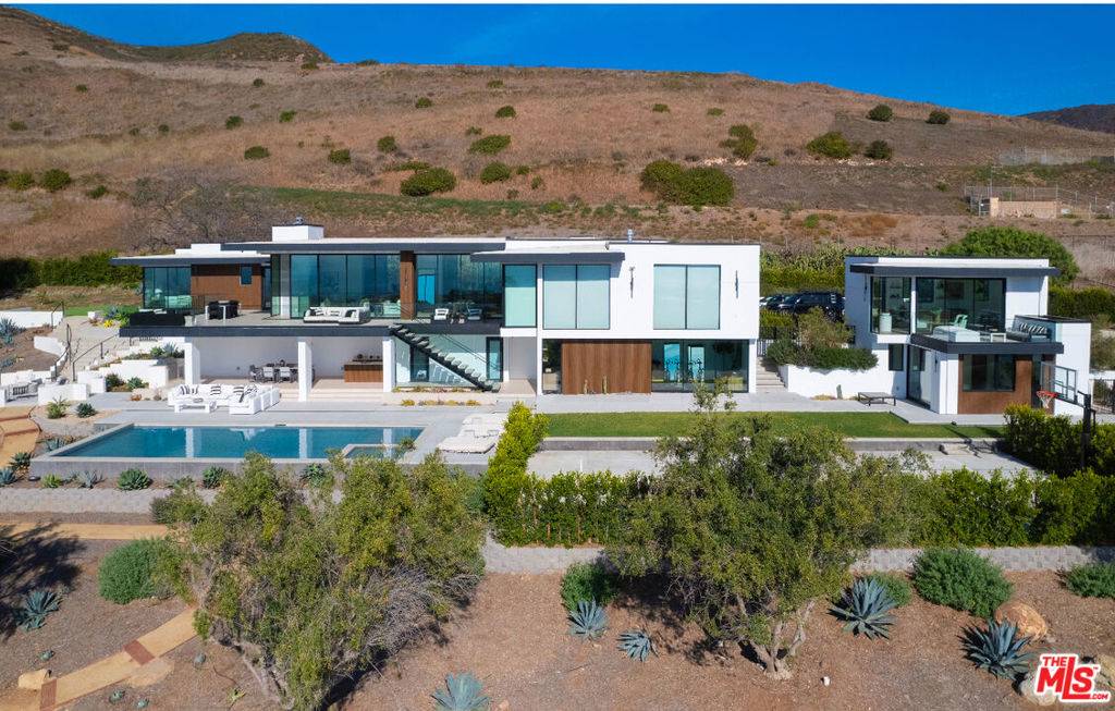 Malibu, CA 90265,29623 Cuthbert RD