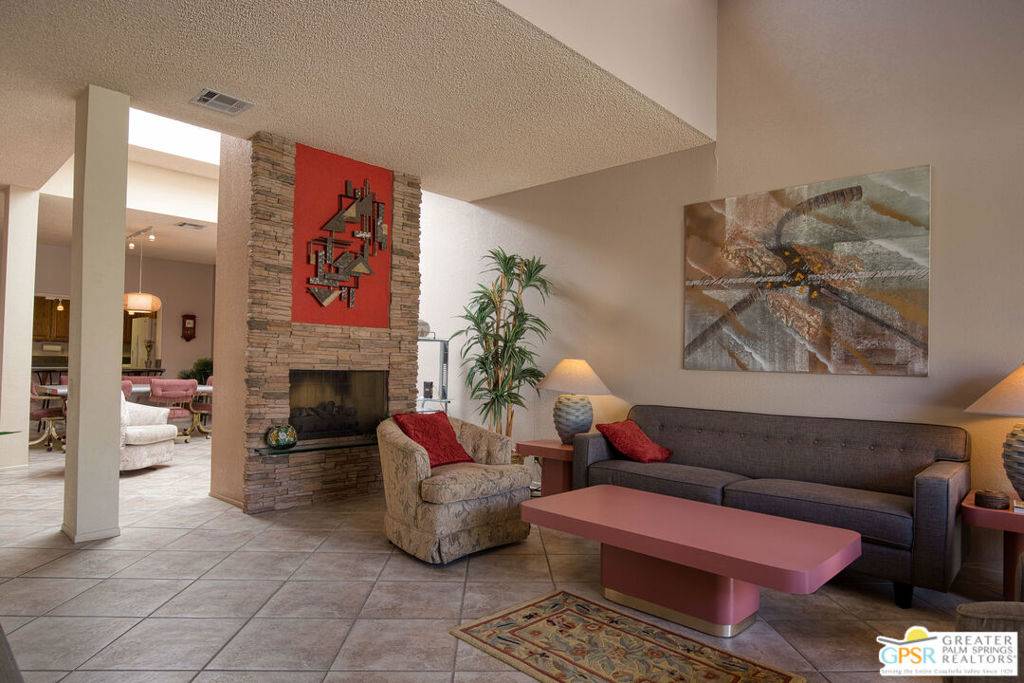 Palm Springs, CA 92262,1455 E Amado RD
