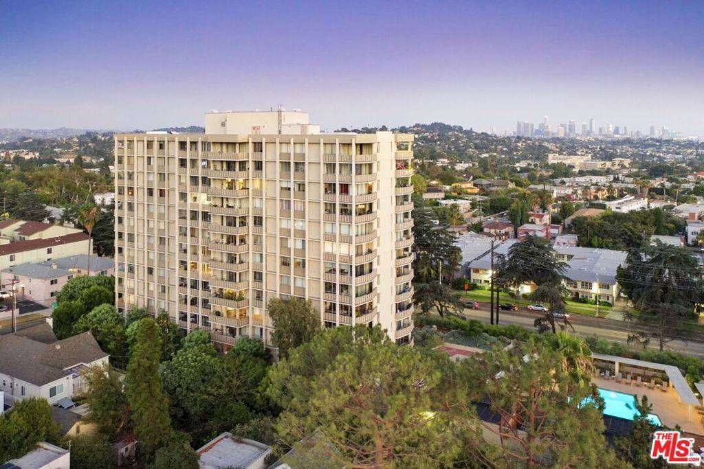 Los Angeles, CA 90027,4411 Los Feliz BLVD #1205