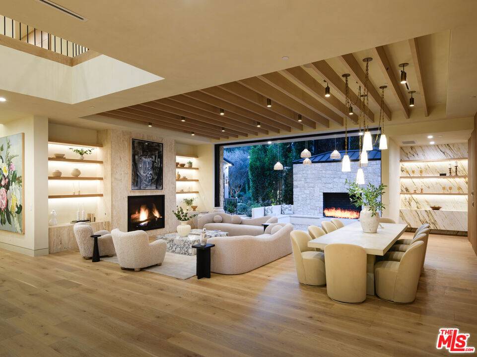 Encino, CA 91316,17321 Rancho ST