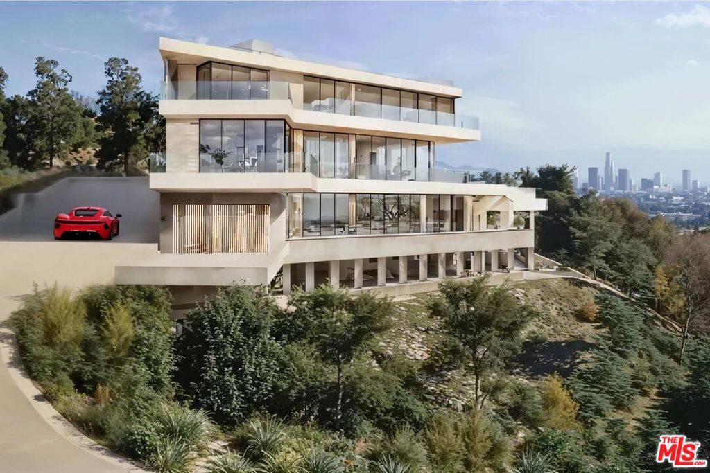 Los Angeles, CA 90049,1510 N Tigertail RD