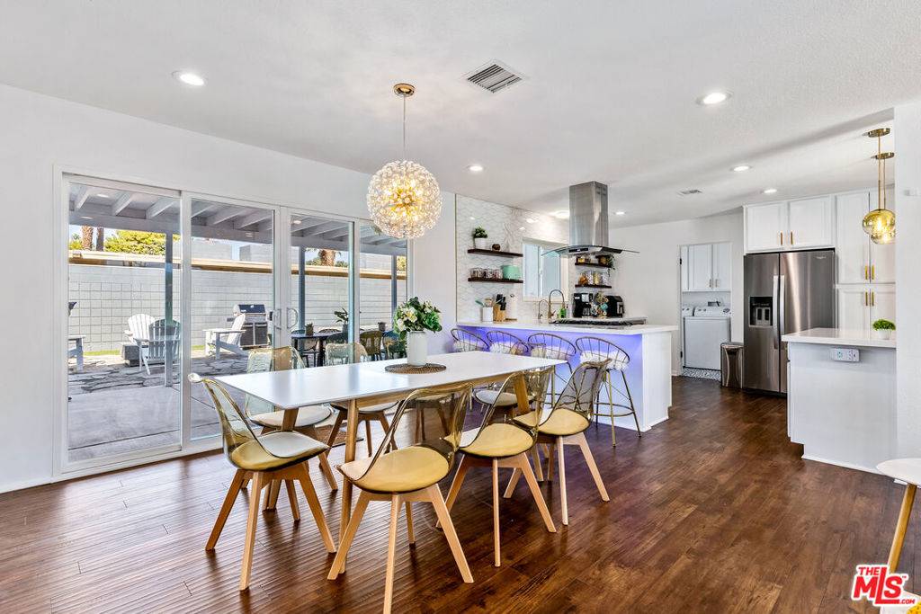 Palm Springs, CA 92262,980 N Buttonwillow CIR