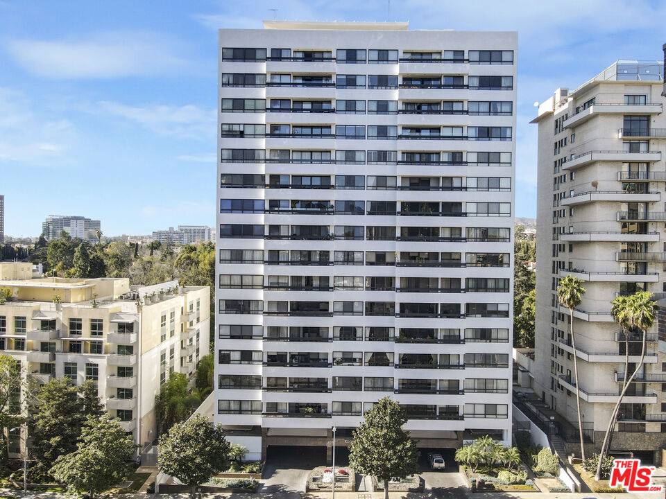 Los Angeles, CA 90024,10551 Wilshire BLVD #902