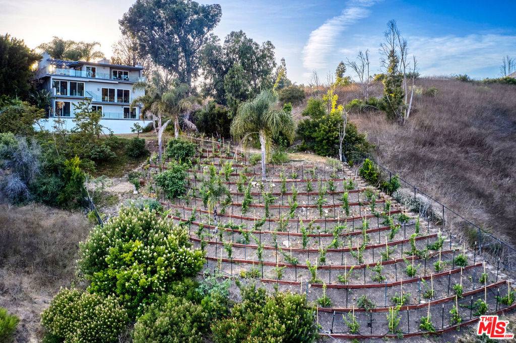Malibu, CA 90265,28907 Wight RD