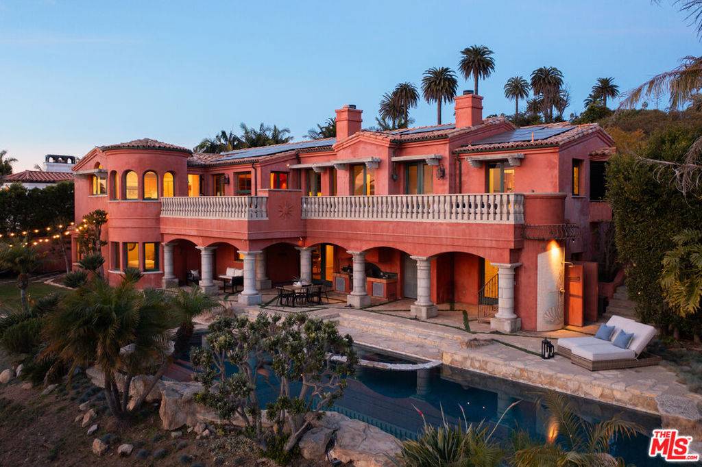 Rancho Palos Verdes, CA 90275,93 Laurel DR