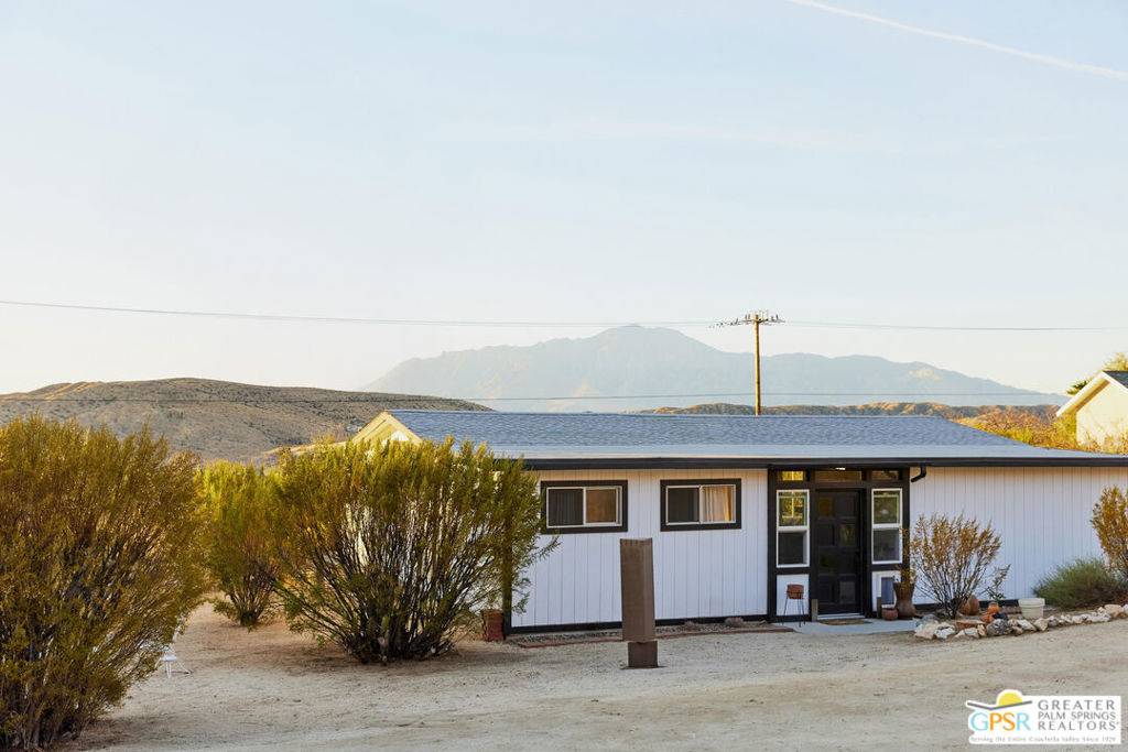 Morongo Valley, CA 92256,49732 Palo Verde RD