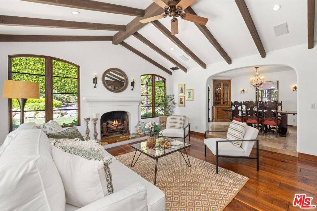 Santa Barbara, CA 93111,930 San Antonio Creek RD