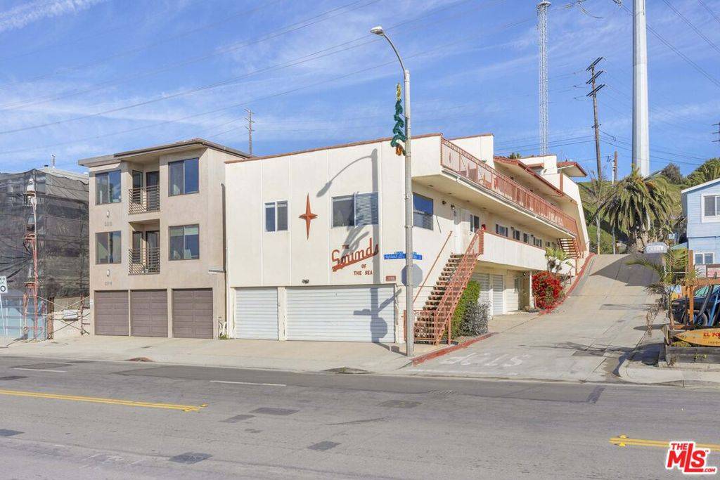 Manhattan Beach, CA 90266,3814 Highland AVE