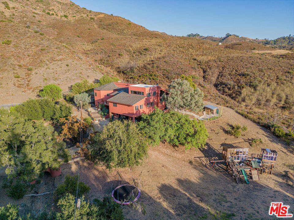 Malibu, CA 90265,34136 Mulholland HWY