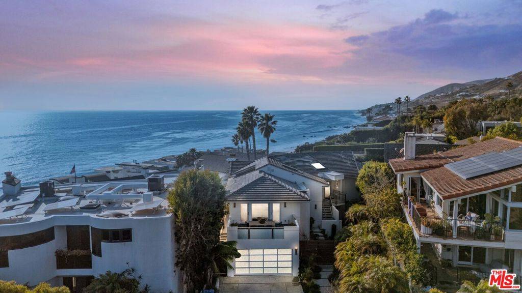 Malibu, CA 90265,31558 Victoria Point RD