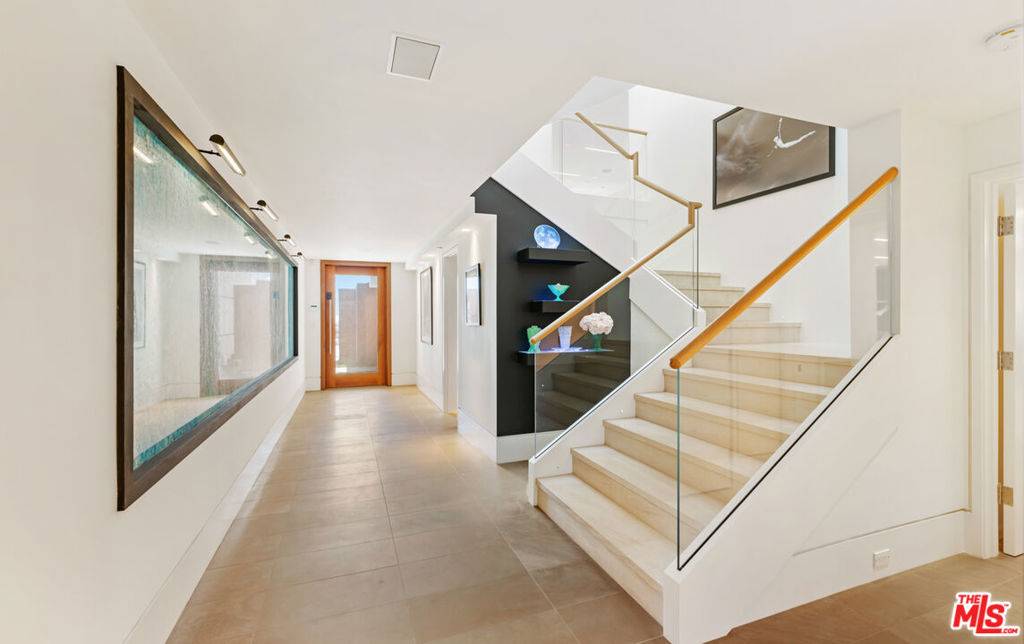 Malibu, CA 90265,18233 Coastline DR
