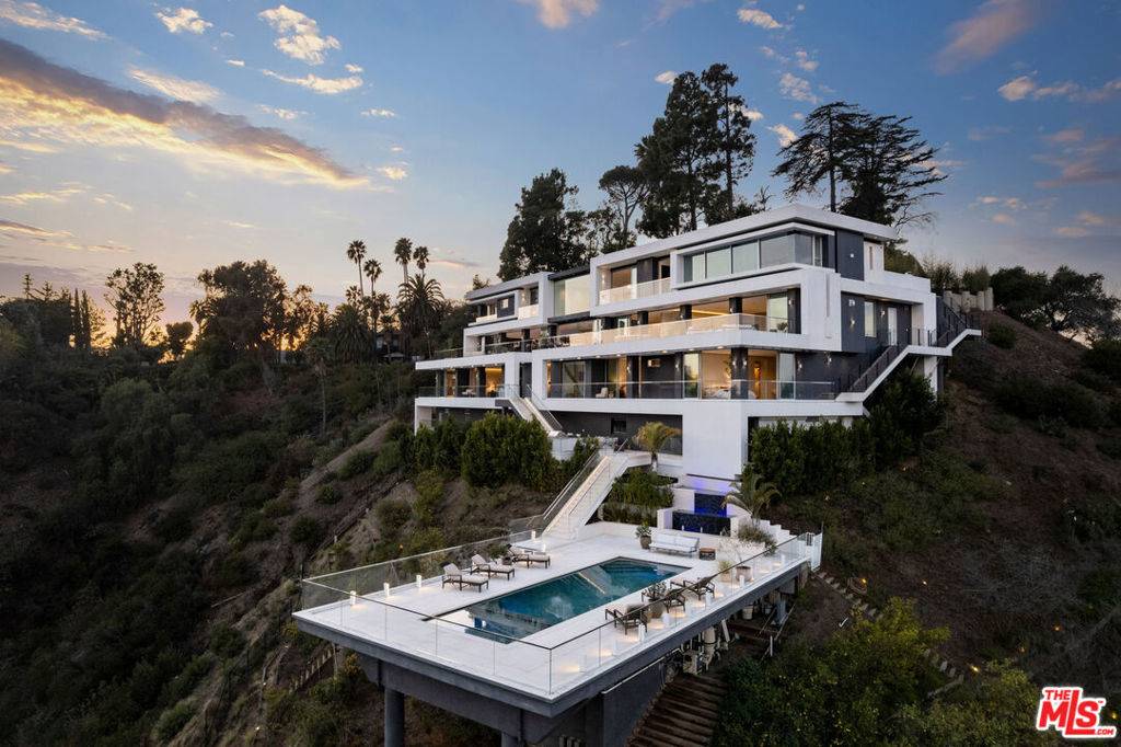 Los Angeles, CA 90077,1250 Bel Air RD
