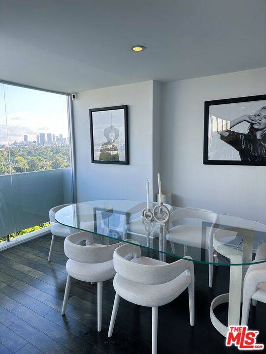 West Hollywood, CA 90069,818 N Doheny DR #808