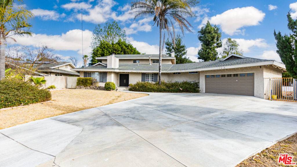 Northridge, CA 91325,17813 Malden ST