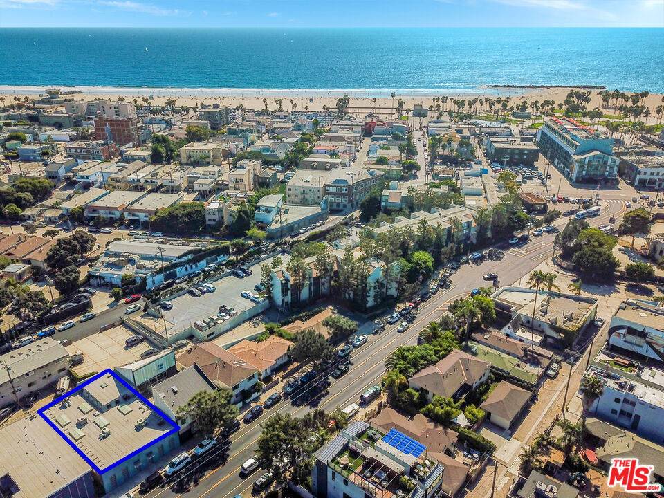 Venice, CA 90291,310 Venice WAY