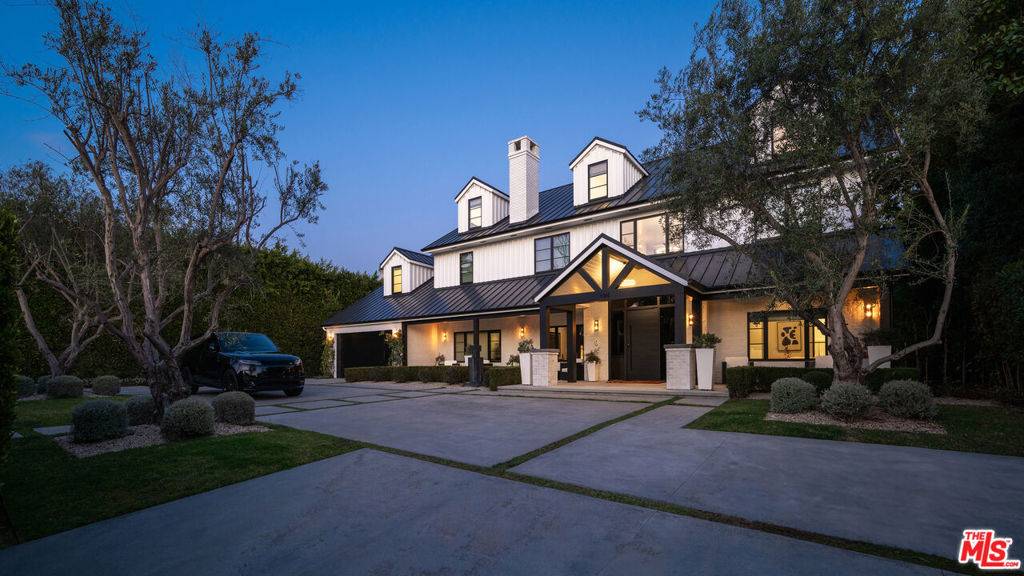 Los Angeles, CA 90049,124 S Cliffwood AVE