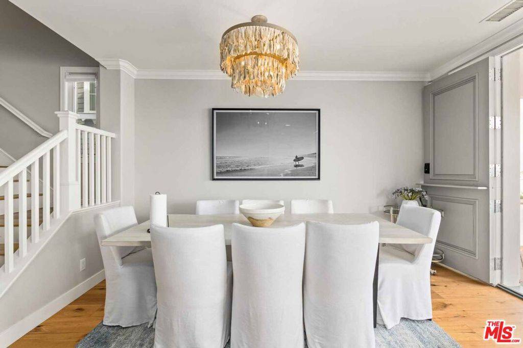 Newport Beach, CA 92661,506 W Oceanfront