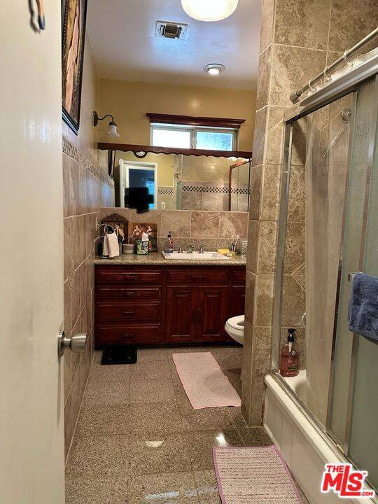 Sun Valley, CA 91352,9278 Kewen AVE