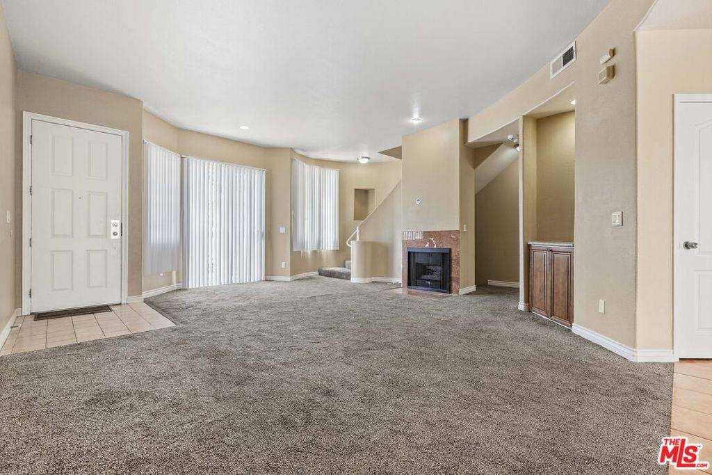 Lawndale, CA 90260,4057 W 147th ST #109