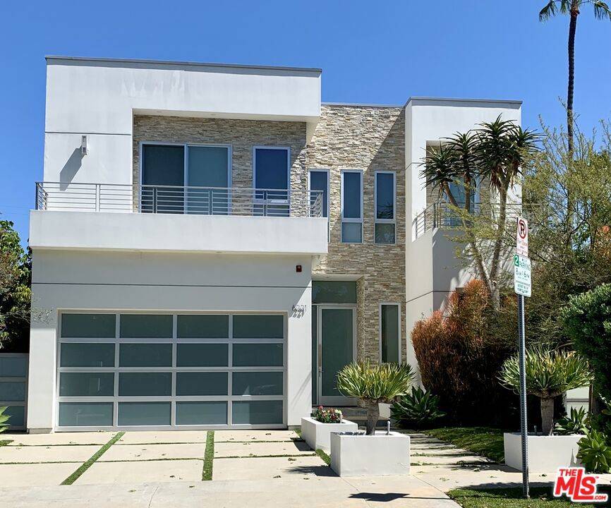 Los Angeles, CA 90048,6221 Maryland DR