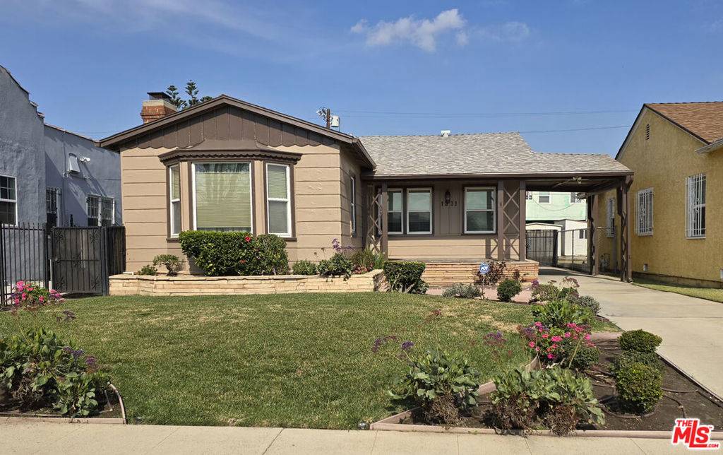 Los Angeles, CA 90044,1231 W 84th PL