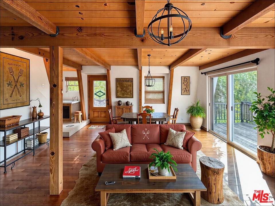 Topanga, CA 90290,2445 Burson RD