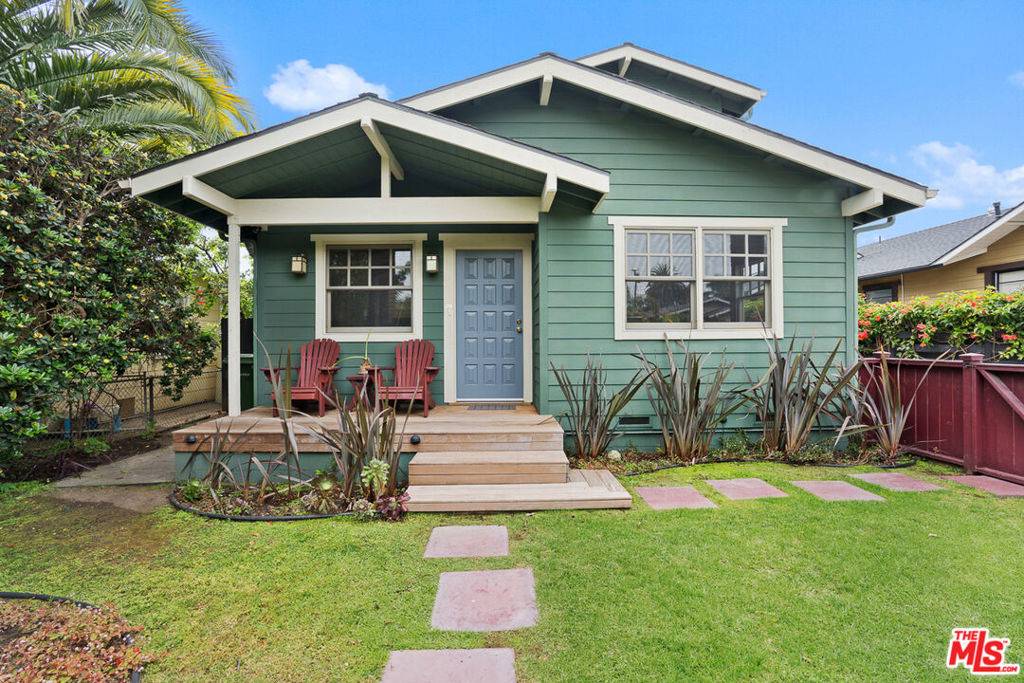 Venice, CA 90291,2439 Glyndon AVE
