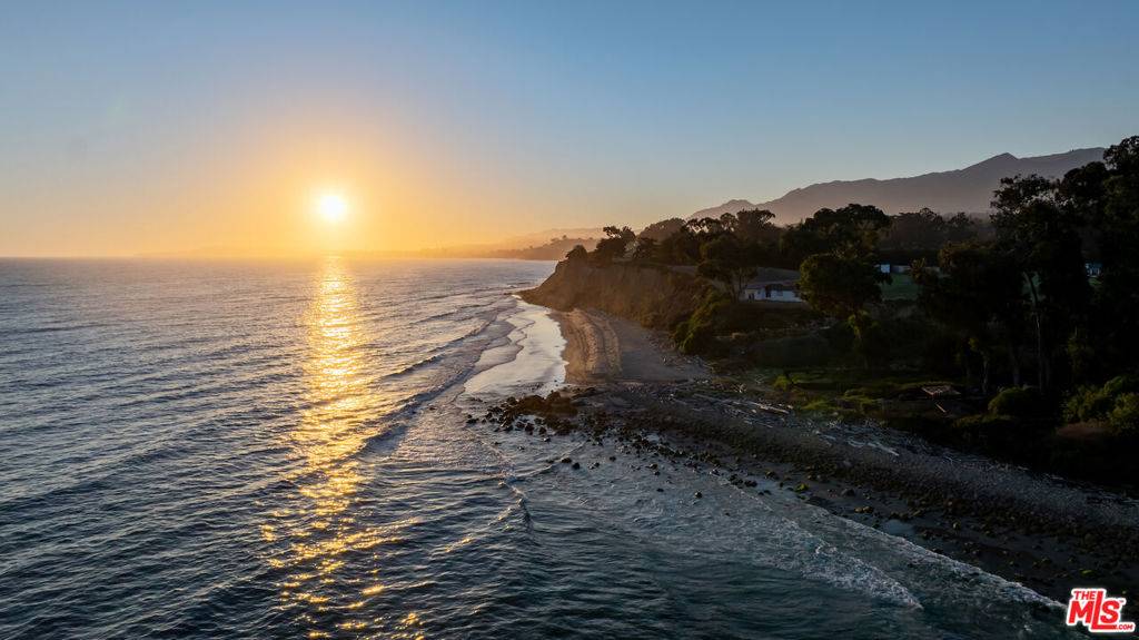 Carpinteria, CA 93013,2937 Padaro LN