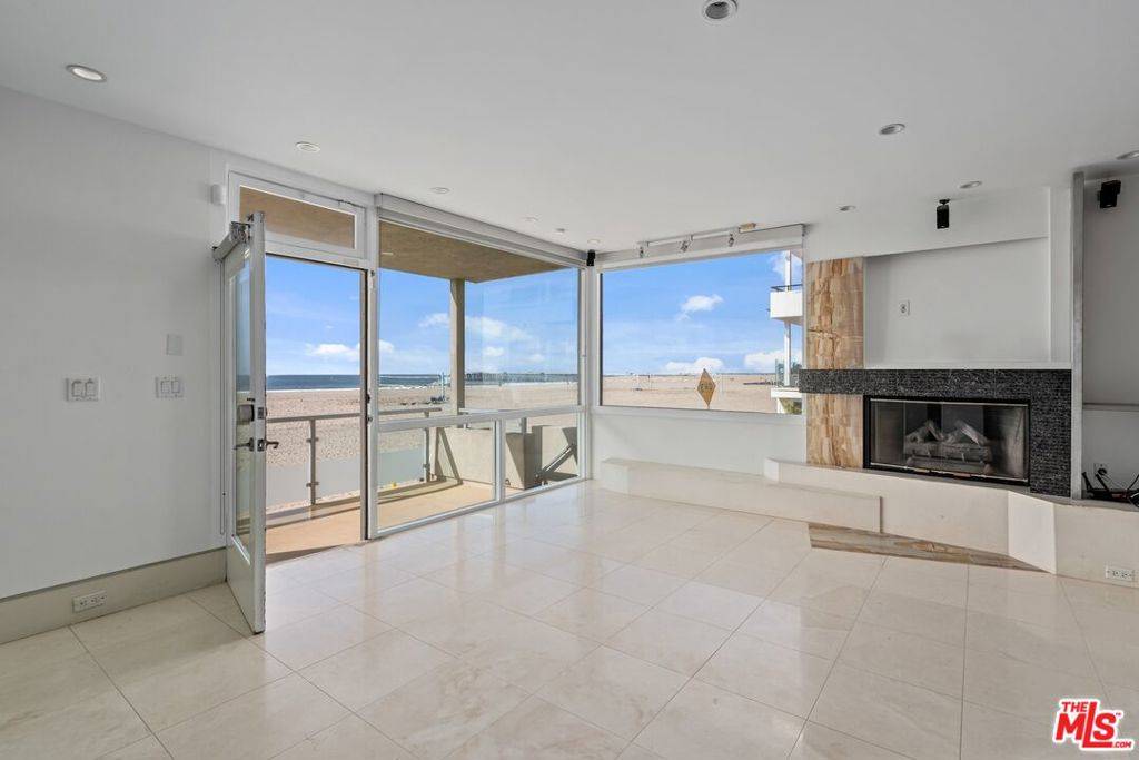 Marina Del Rey, CA 90292,6 Eastwind ST #110