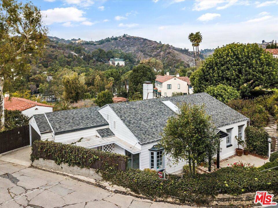 Los Angeles, CA 90068,6722 Whitley TER